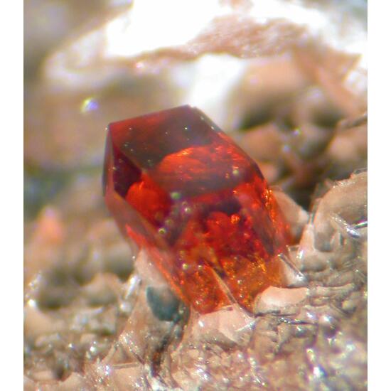 Sérandite Manganoneptunite Catapleiite & Epididymite