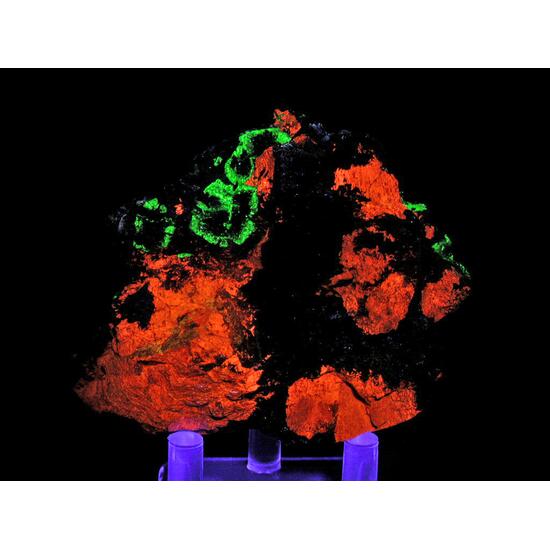 Sérandite Catapleiite & Manganoneptunite