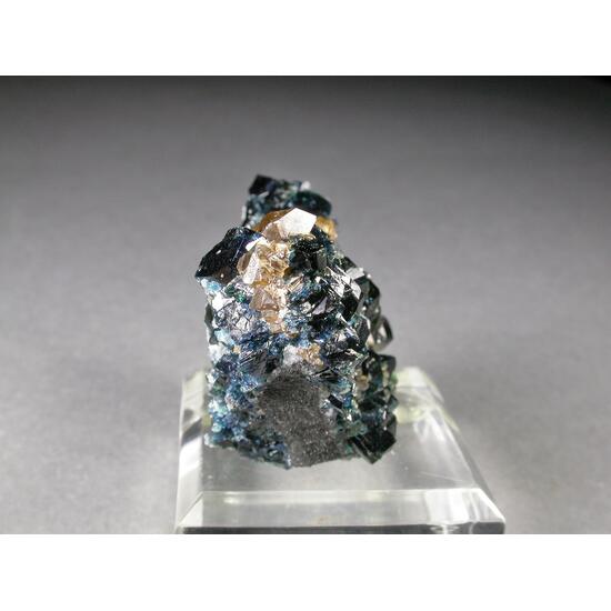 Lazulite Fluorapatite Wardite Quartz & Siderite