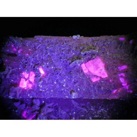 Schizolite Rhabdophane-(Ce) & Leucophanite