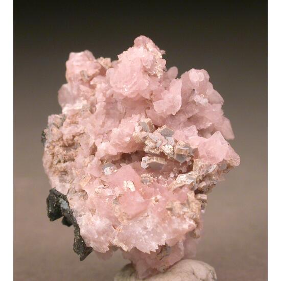 Albite & Nenadkevichite