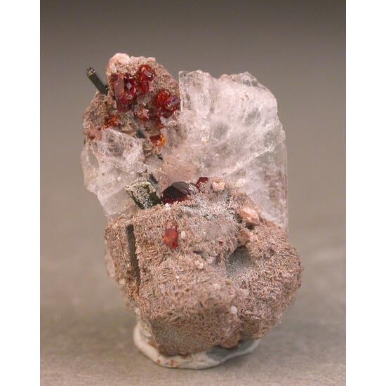 Manganoneptunite & Catapleiite