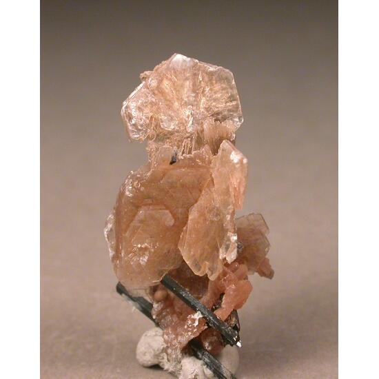 Polylithionite & Genthelvite