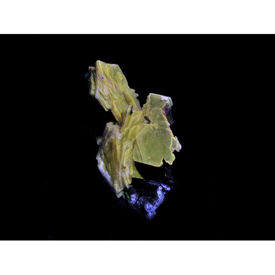 Polylithionite & Genthelvite