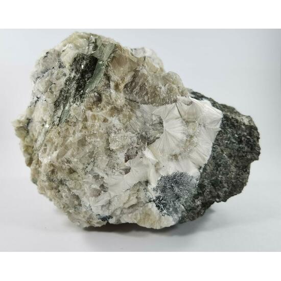 Analcime & Pectolite