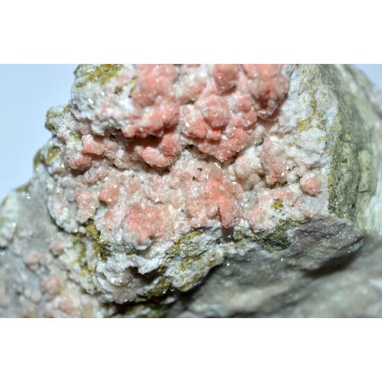 Shijiangshanite Garnet & Hydroxyapophyllite-(K)