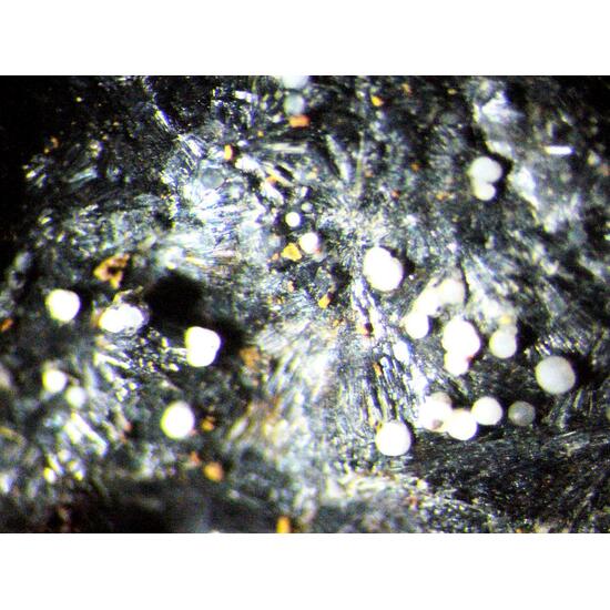 Nesquehonite & Huntite