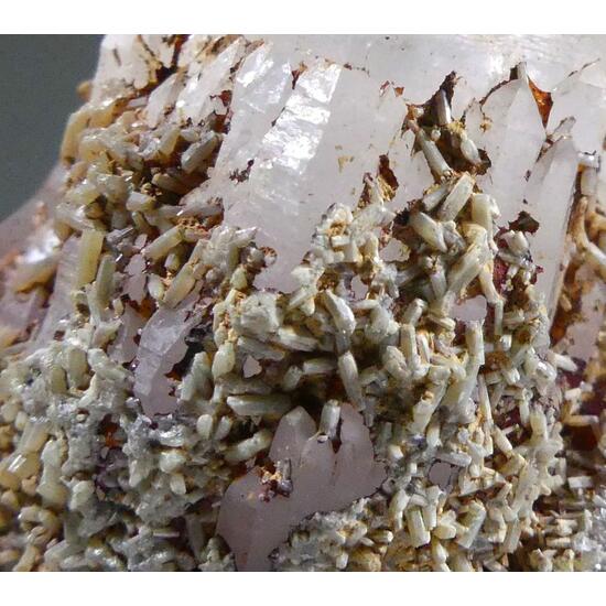 Pyromorphite On Quartz