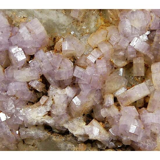 Fluorapatite On Quartz