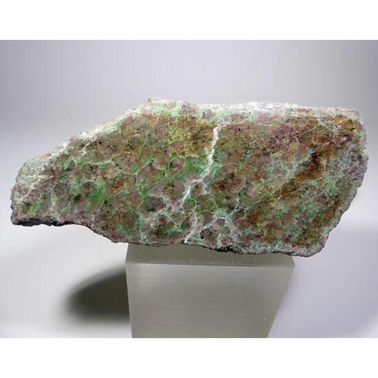 Pyrope In Chrome-Omphacite