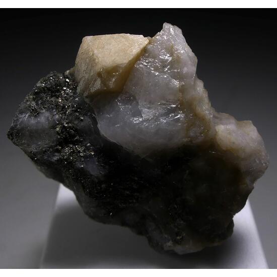 Scheelite On Quartz With Pyrite