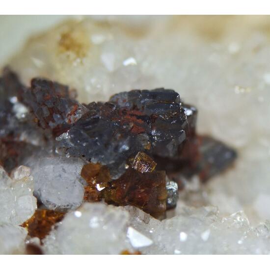 Bariopharmacosiderite & Scorodite