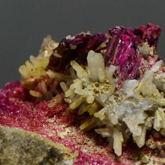 Erythrite