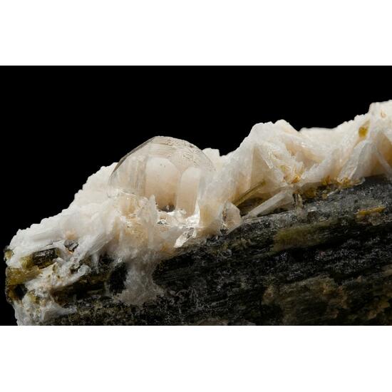 Elbaite Topaz & Albite Var Cleavelandite