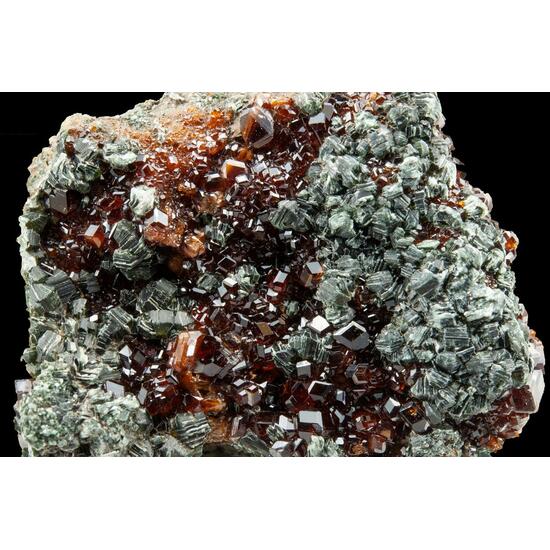 Grossular Var Hessonite & Clinochlore