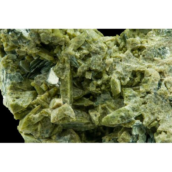 Augite Var Fassaite With Clintonite