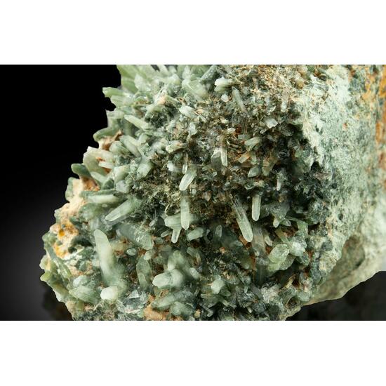 Quartz Var Prase With Hedenbergite