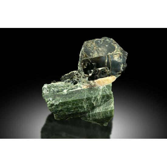 Phlogopite On Diopside