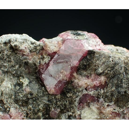 Garnet Var Rosolite