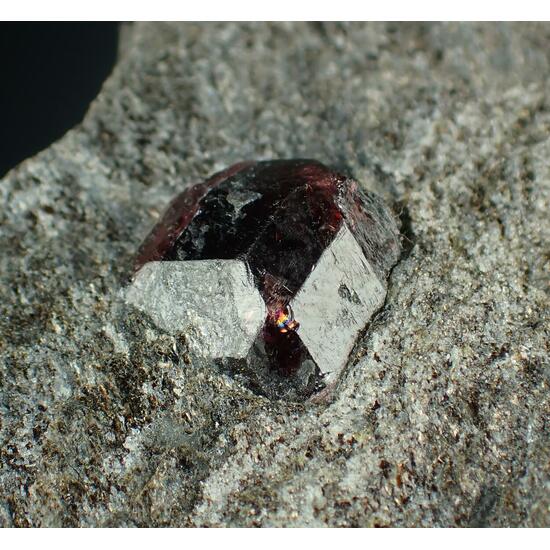 Garnet Var Almandine