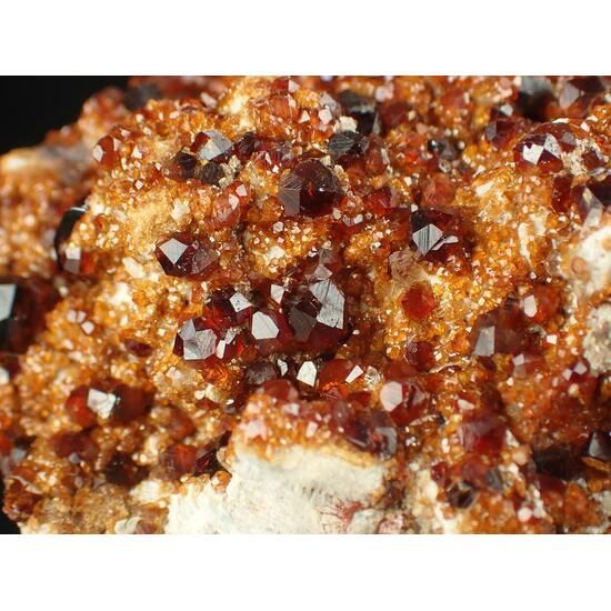 Garnet Var Spessartine