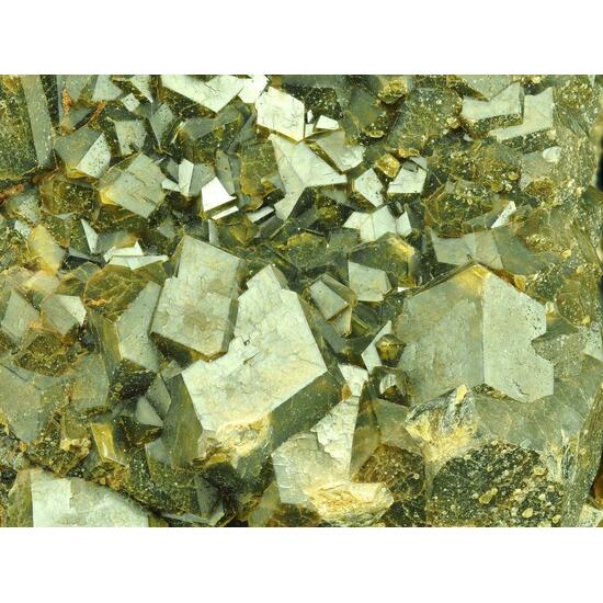 Garnet Var Topazolite