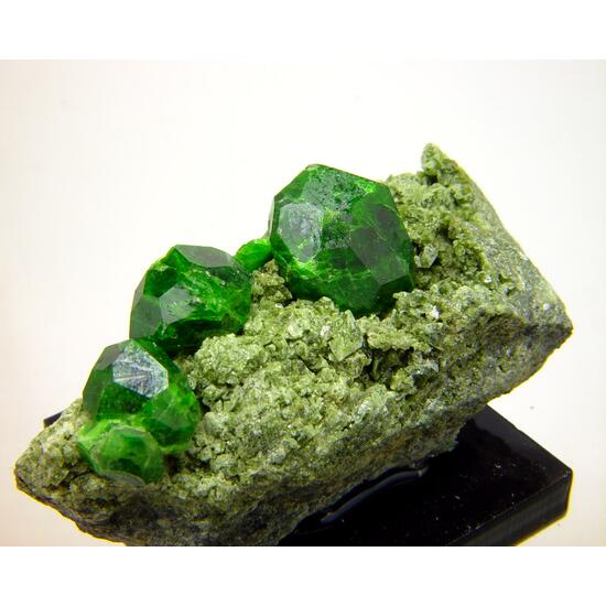 Garnet Var Demantoid
