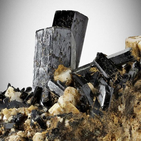 Arfvedsonite With Zircon