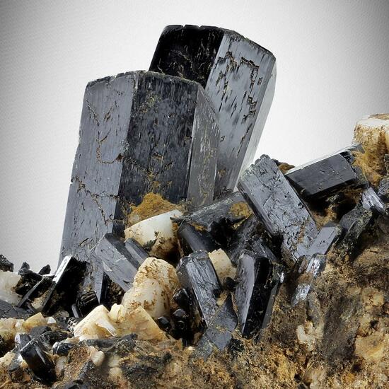 Arfvedsonite With Zircon