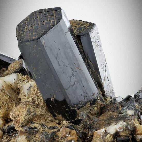 Arfvedsonite With Zircon