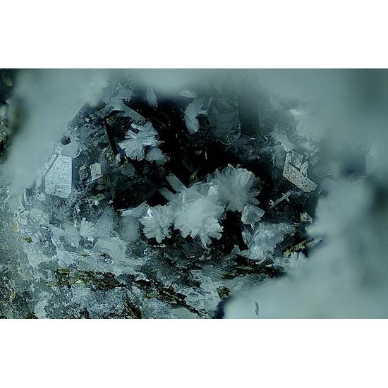 Ellingsenite & Tuperssuatsiaite