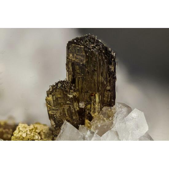 Allanite-(Ce)