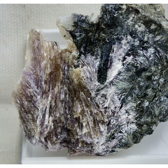 Tinaksite