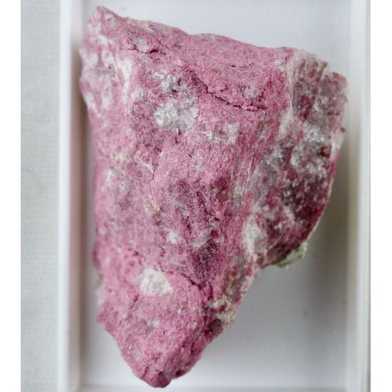 Thulite