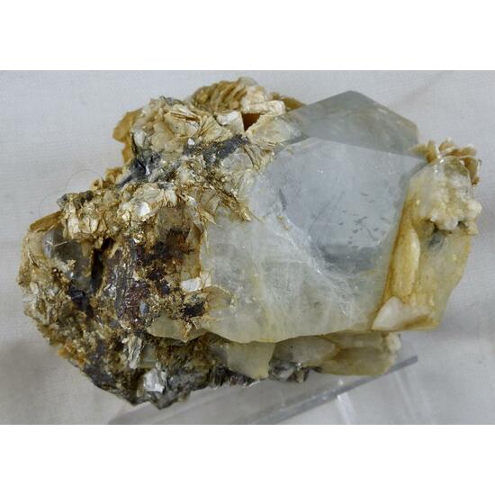 Goshenite & Muscovite