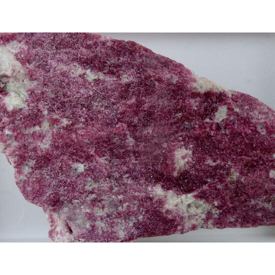 Thulite