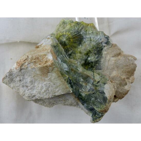 Wavellite