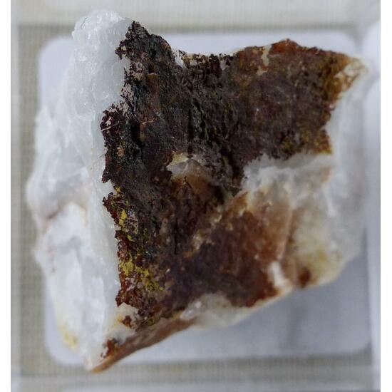 Hydrotungstite & Tungstite & Ferberite