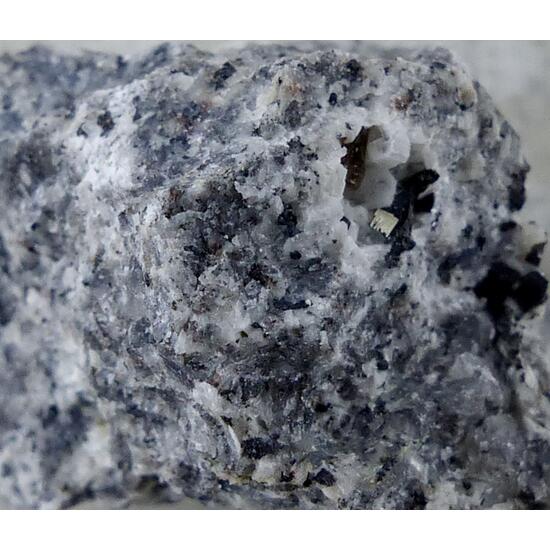 Bastnäsite-(Ce) & Låvenite