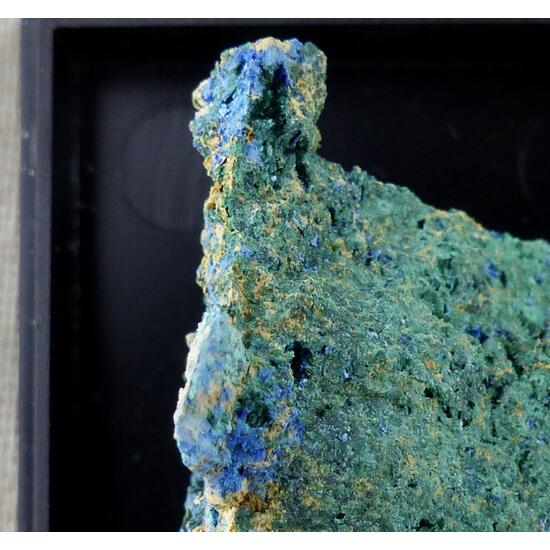Cyanotrichite & Brochantite