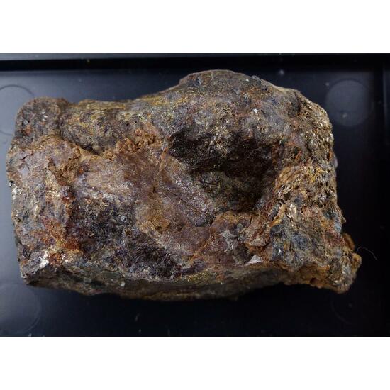 Fergusonite-(Y)