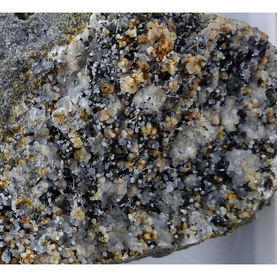 Perovskite & Nepheline & Chabazite-Ca & Gismondine-Ca Apatite