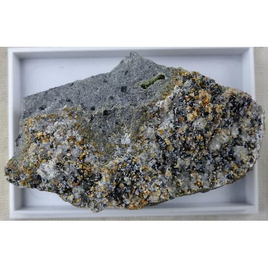 Perovskite & Nepheline & Chabazite-Ca & Gismondine-Ca Apatite