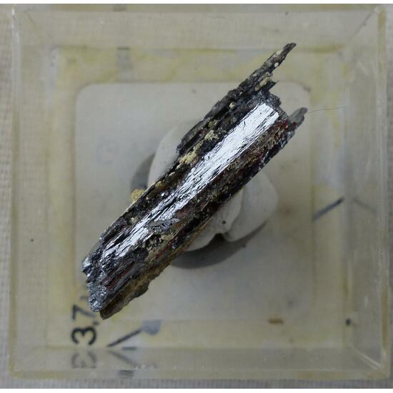 Coquandite & Klebelsbergite & Metastibnite & Sulphur On Stibnite