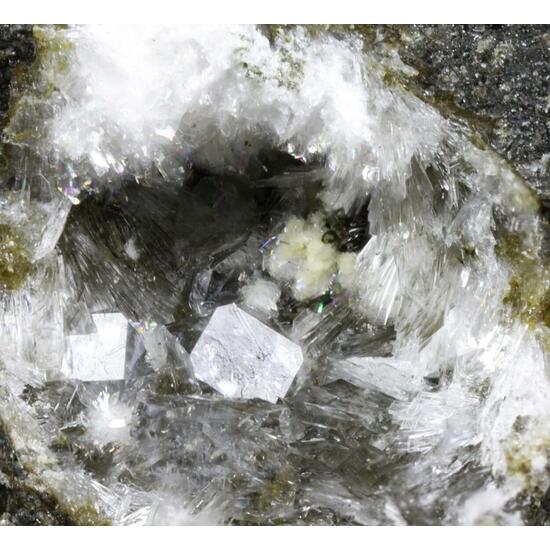 Truscottite & Thomsonite