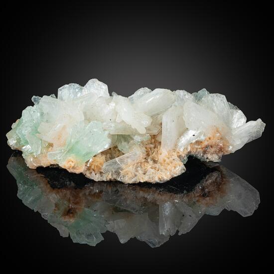 Apophyllite & Stilbite On Heulandite