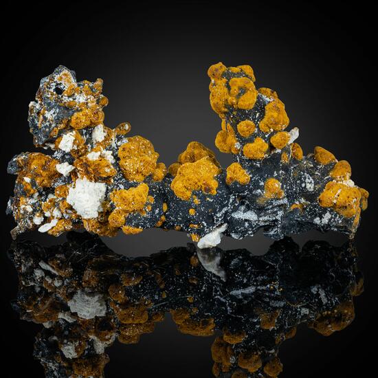 Romanèchite & Goethite