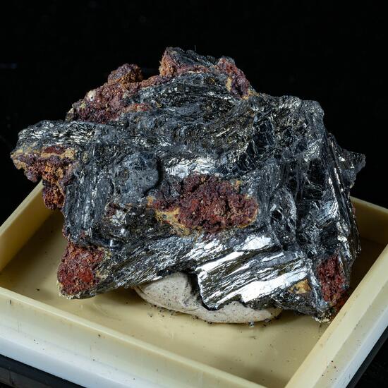 Stibnite & Kermesite