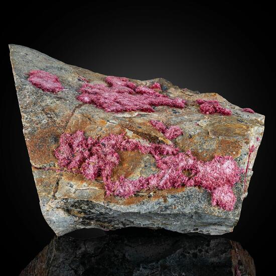 Erythrite