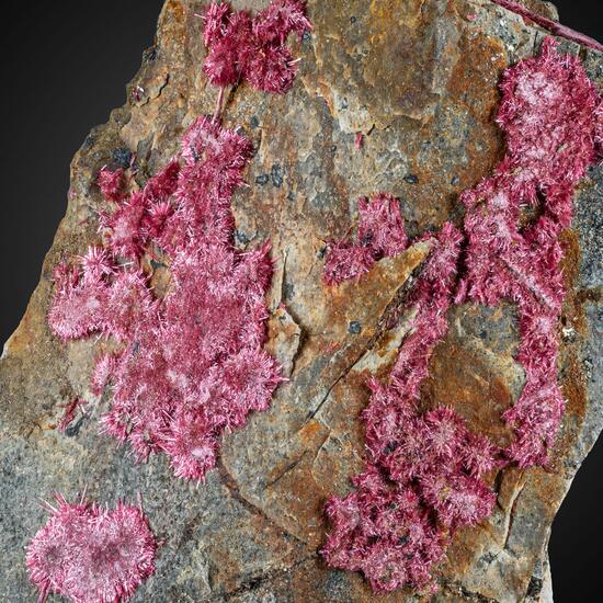 Erythrite